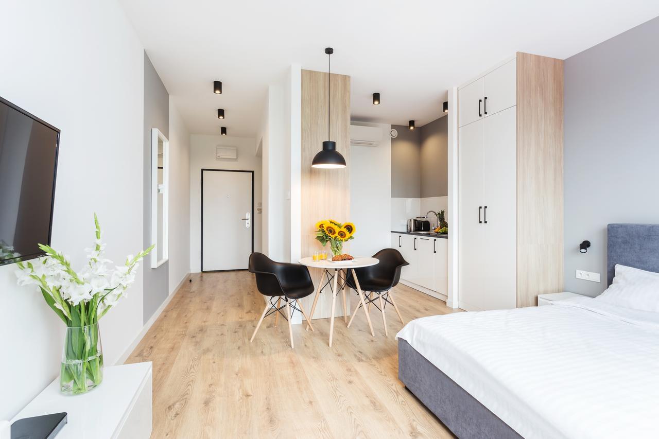S6 By Platinum Residence Warszawa Eksteriør billede