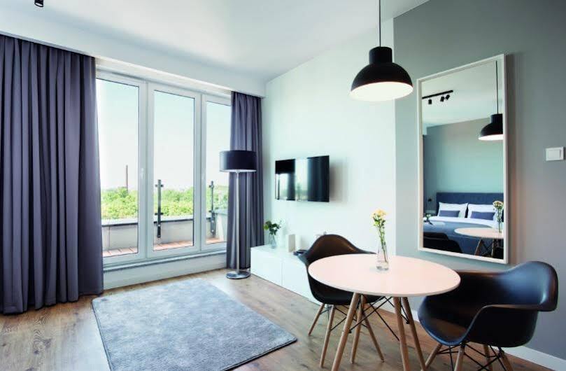 S6 By Platinum Residence Warszawa Eksteriør billede